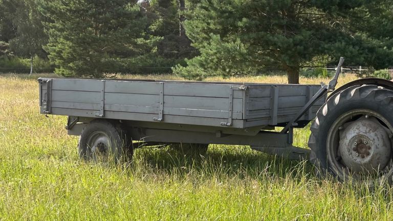3 Ton Tipping Trailer 10FT in good condition 