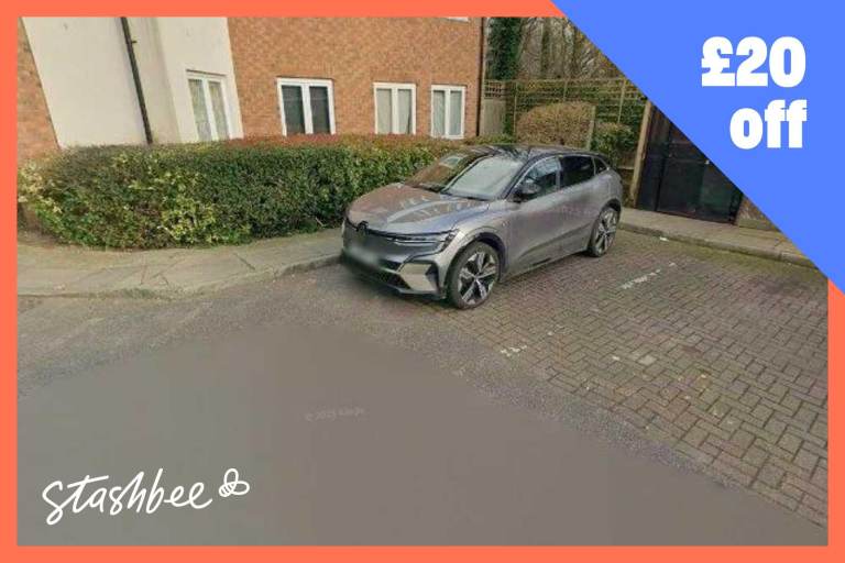 Parking Space to rent in London (SE25) | Stashbee