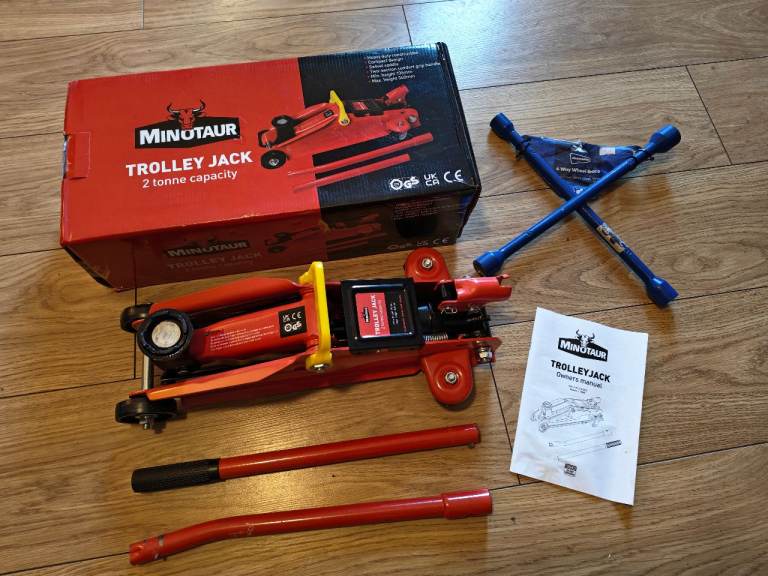 Minotaur 2 Ton / Tonne Hydraulic Trolley Jack with Wheel Brace