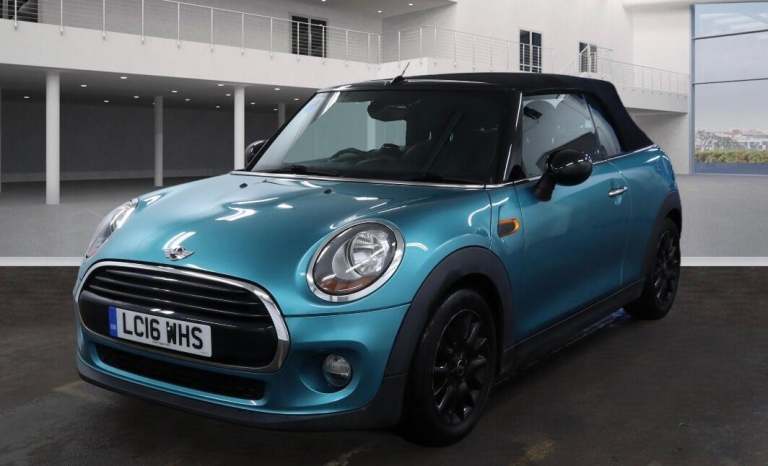  MINI Convertible 1.5 Cooper Auto Euro 6 (s/s) 2dr Petrol Automatic