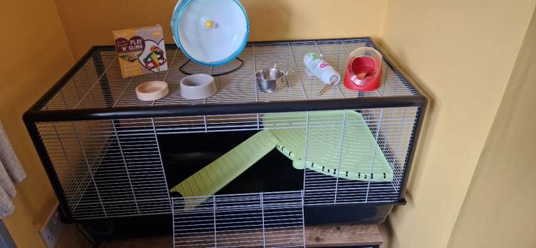 Savic plaza 100 hamster cage