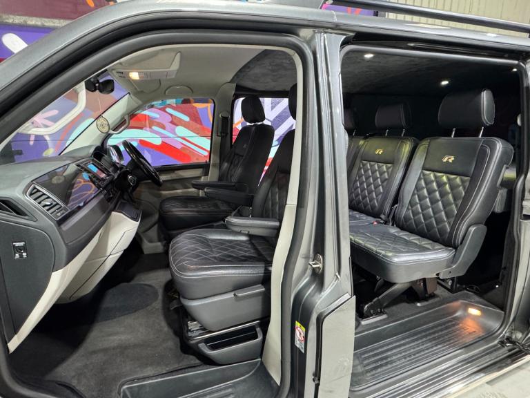 2017 Volkswagen Transporter 2.0 TDI BMT 204 Highline Kombi / Camper Van DSG Crew Van Diesel Autom...