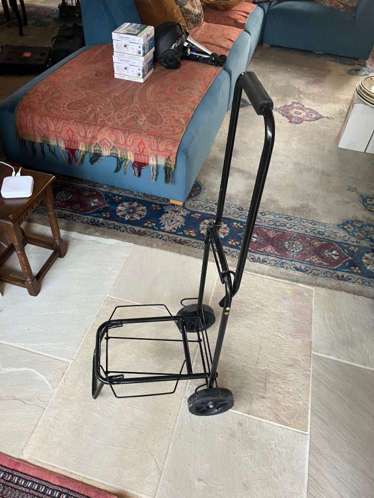Metal folding hand trolley
