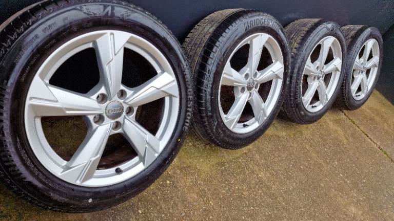 Genuine Audi A6 A7 18" S Line Alloy Wheels A8 Q3 4K0601025D Bridgestone