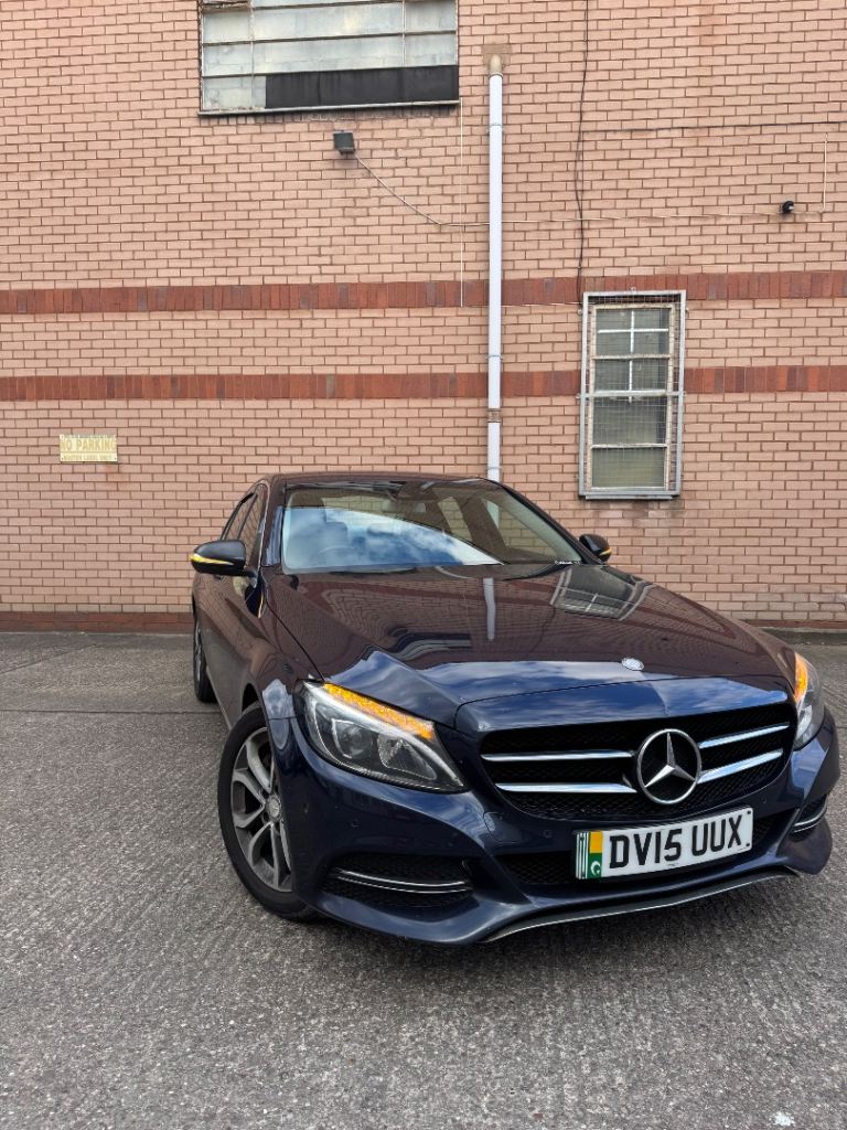 2015 Mercedes-Benz c220 bluetec sport+