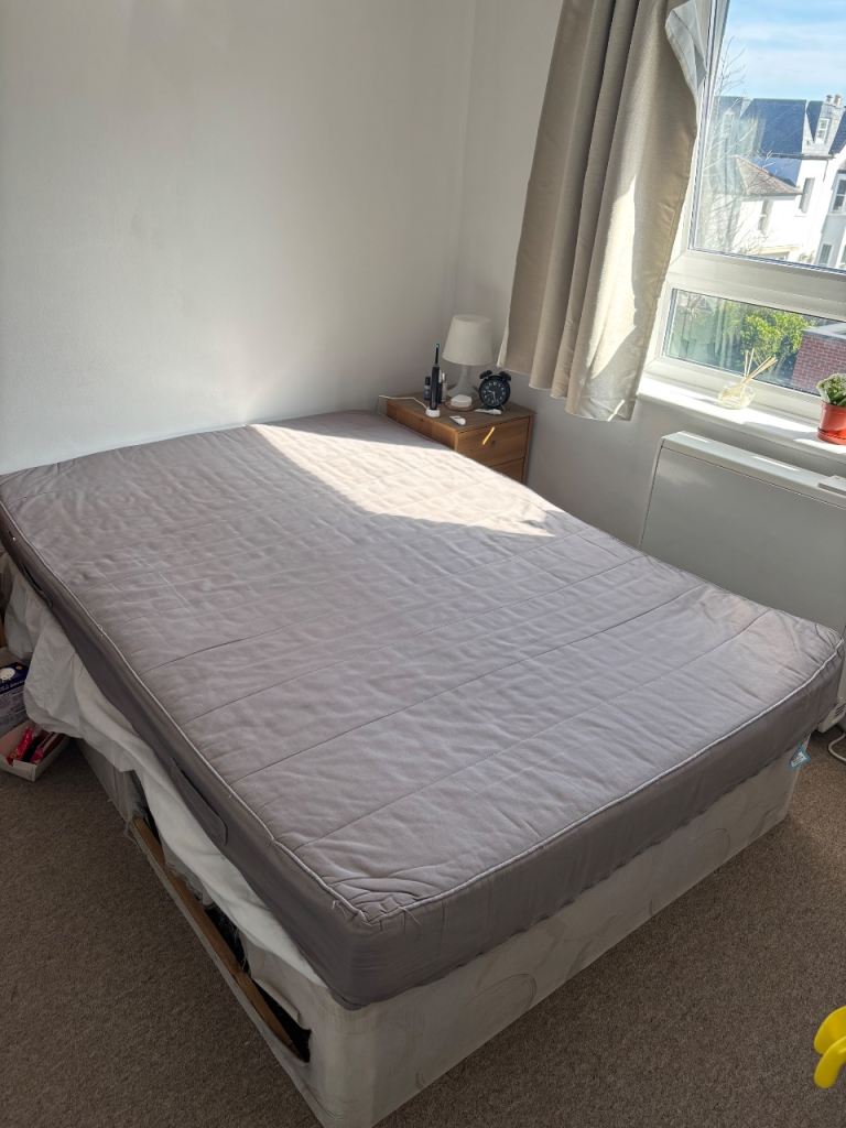 Free double bed for collection from Wimbledon 