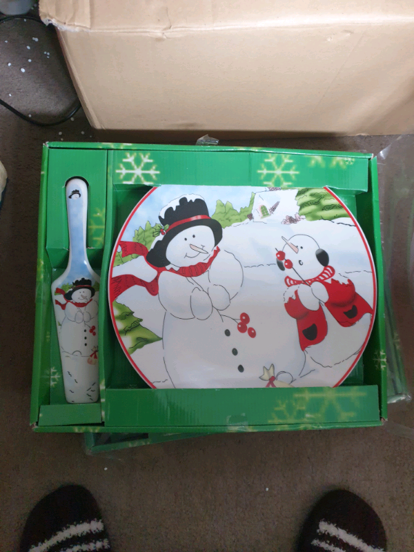 XMAS CAKE PLATE AND SERVER