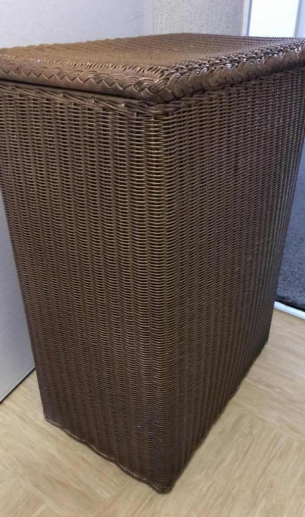 This is a very handy Lloyd Loom Lusty rectangular linen or storage basket in original gold paint