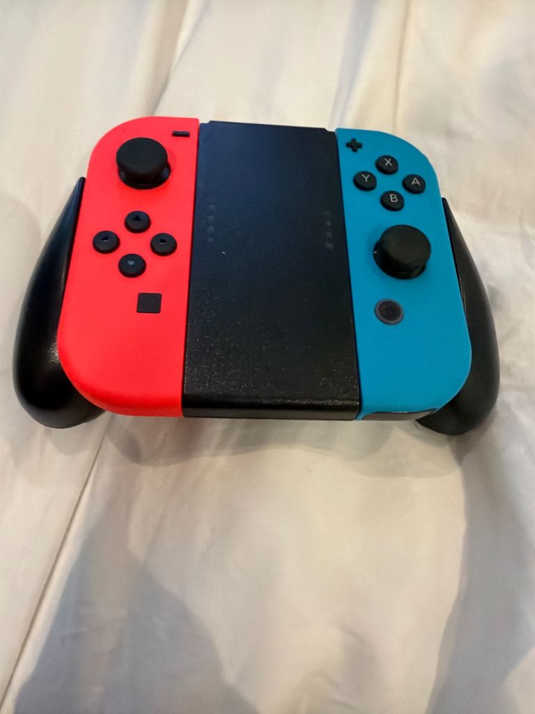 Nintendo Switch Joy-Cons (Red and Blue)
