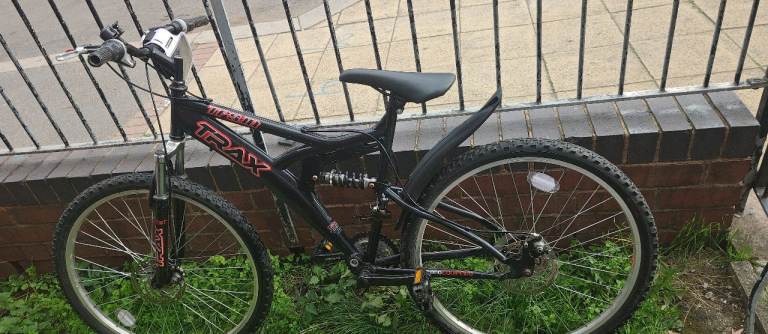 Bike ( This is for spares or repairs