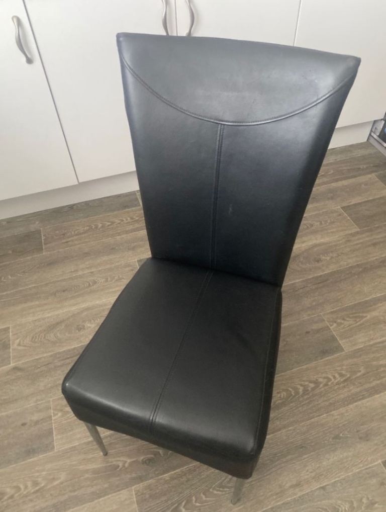 FREE Dining chairs 