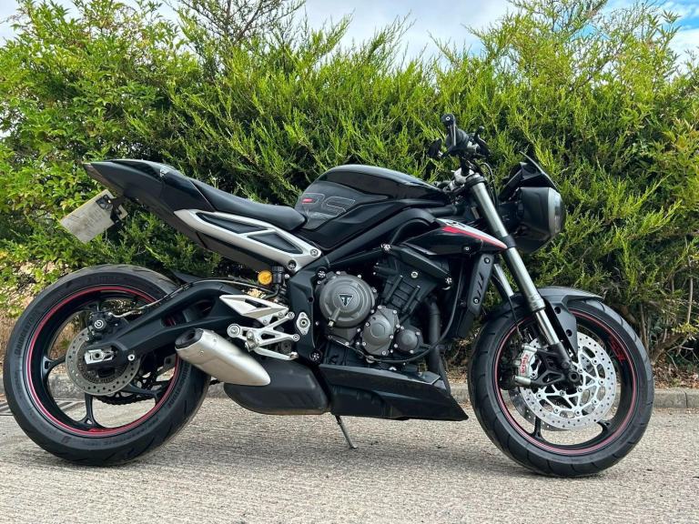 2017 17 TRIUMPH STREET TRIPLE RS 765 NAKED BLACK 765RS BLACK FSH HPI CLEAR
