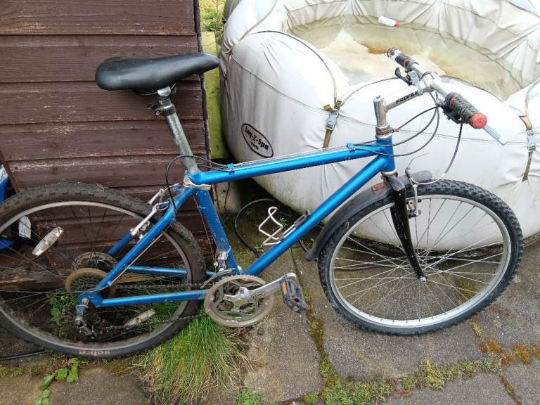  old classic bike Carbon fibre frame 