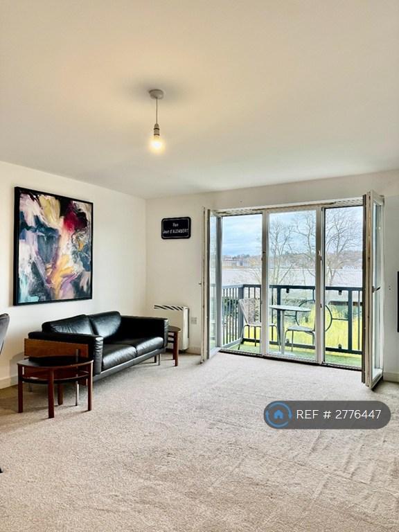 2 bedroom flat in New Half Moon Yard, Norwich, NR1 (2 bed) (#2776447)