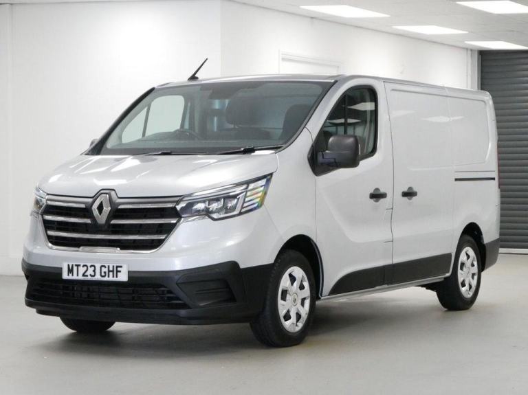 2023 RENAULT TRAFIC SL30 2.0 BLUEDCI 130 BHP SWB BUSINESS PLUS + EDITION