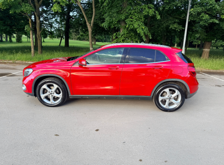 Mercedes-Benz, GLA, Estate, 2017, Semi-Auto, 1595 (cc), 5 doors