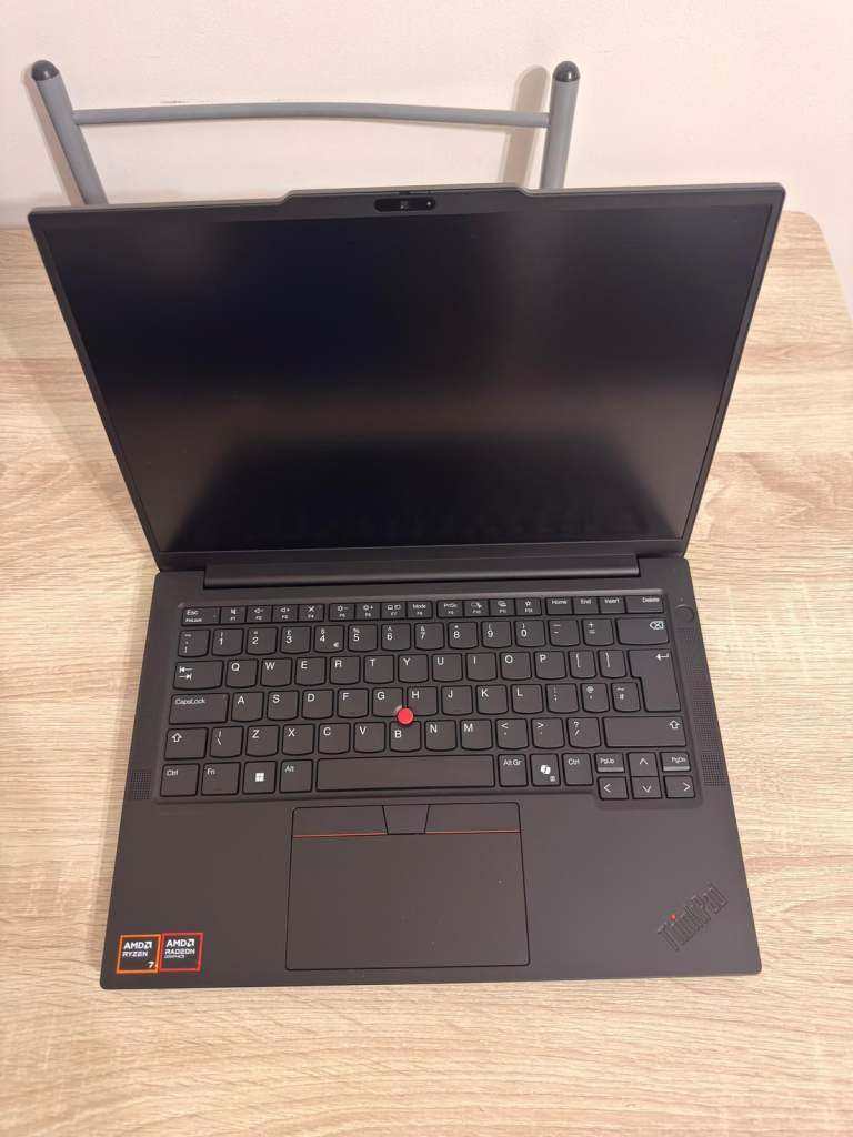 Lenovo E14 Gen7 - 16gb RAM - AMD Ryzen 7 250 Processor (Very fast!)