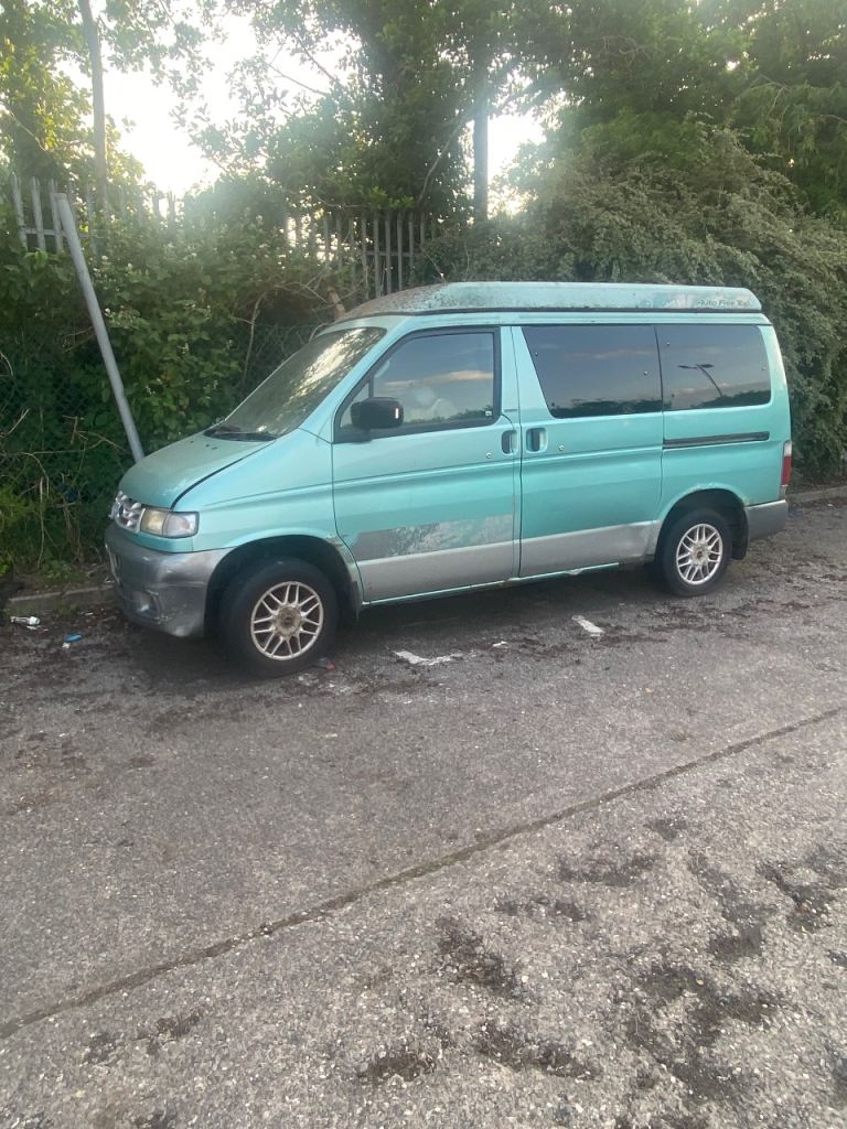 Ford Freda aka Mazda Bongo. No MOT. £995. Non starter2.5D