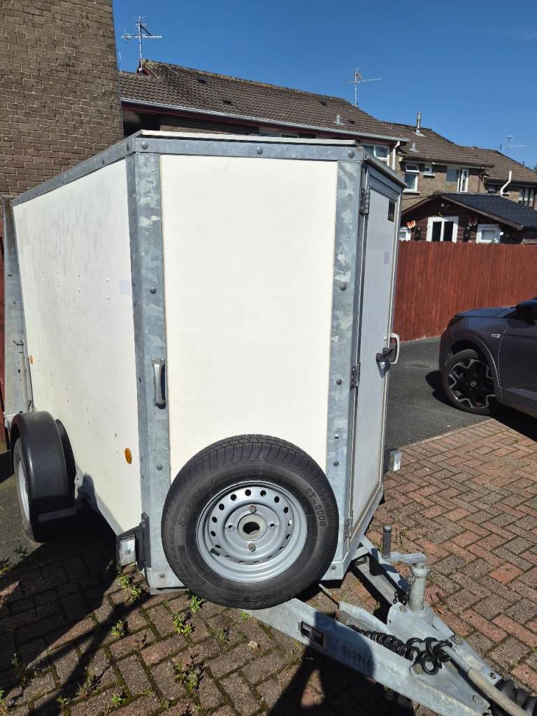 Ifor Williams 8x4 Box Trailer 