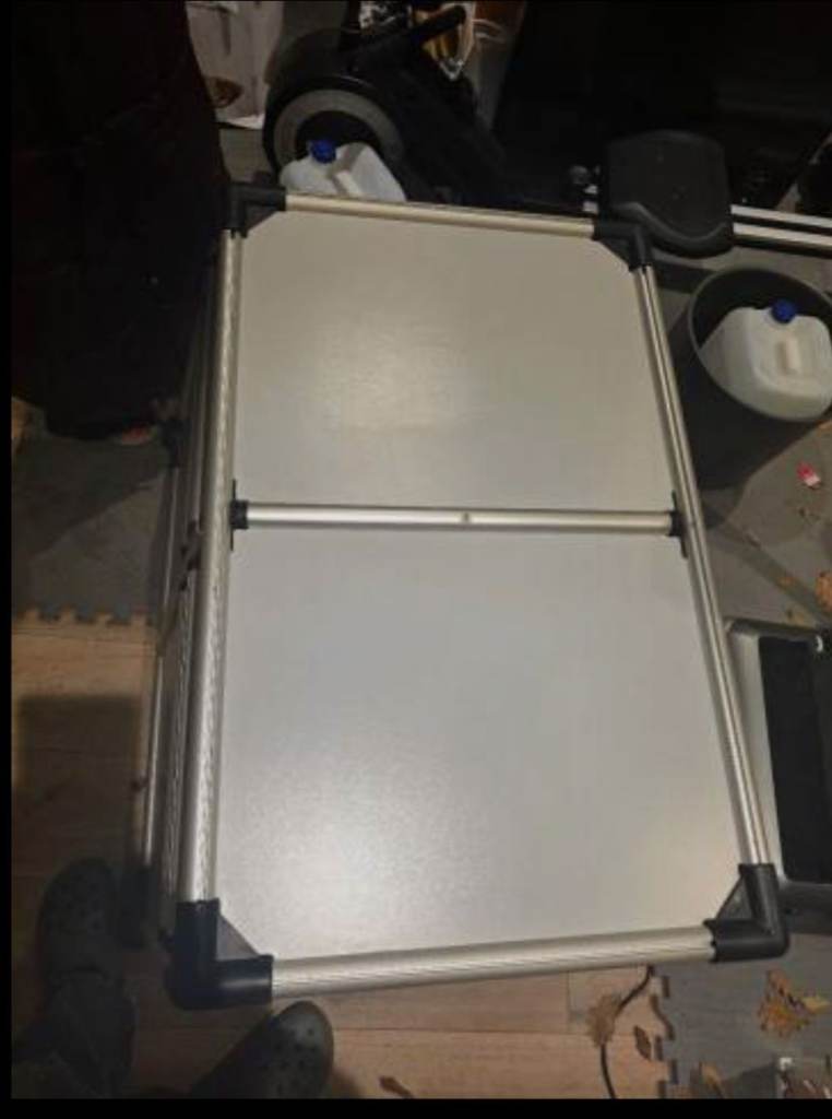 Dog cage fots toyota land cruiser