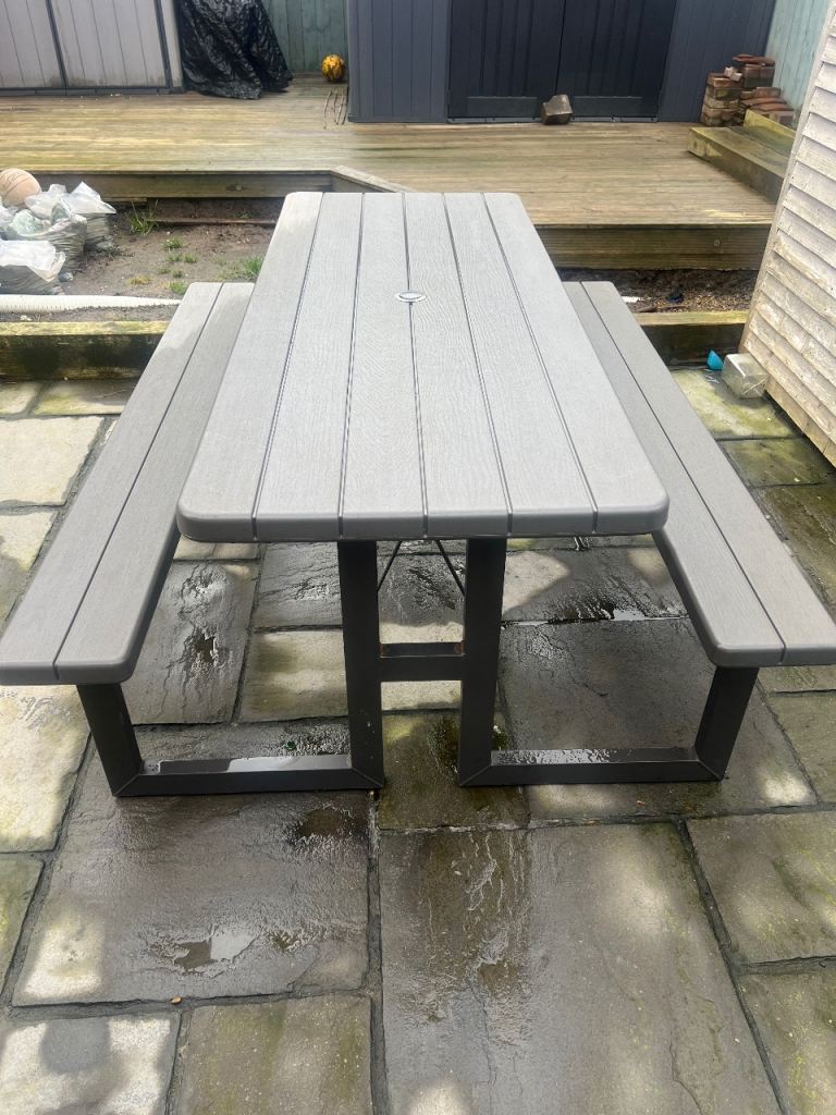 Lifetime composite fold away table 