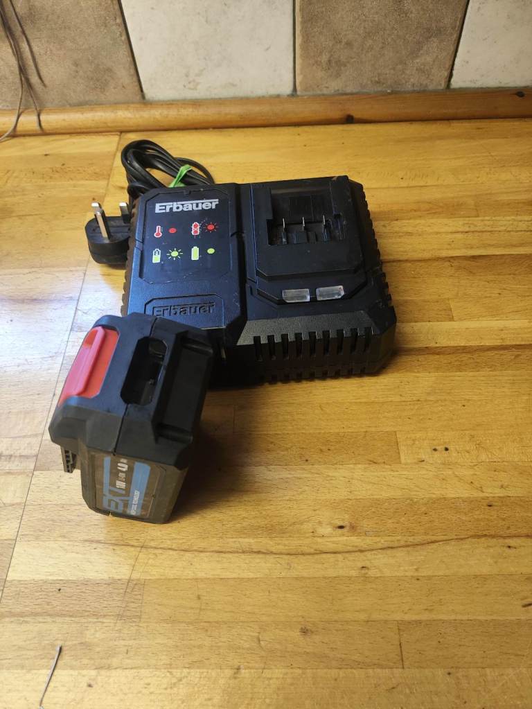 Erbauer 4.0 Battery and charger 18v