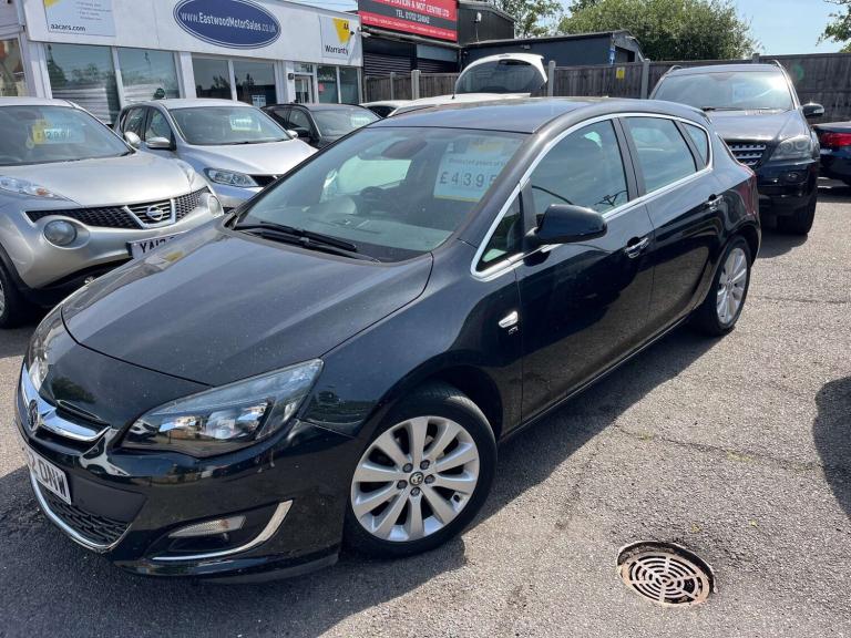 2012 Vauxhall Astra 1.6 Astra SE 5dr Hatchback Petrol Manual