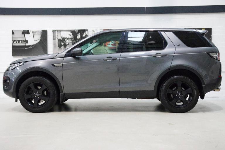 2016 Land Rover Discovery Sport 2.0 TD4 SE 5dr [5 seat] ESTATE DIESEL Manual