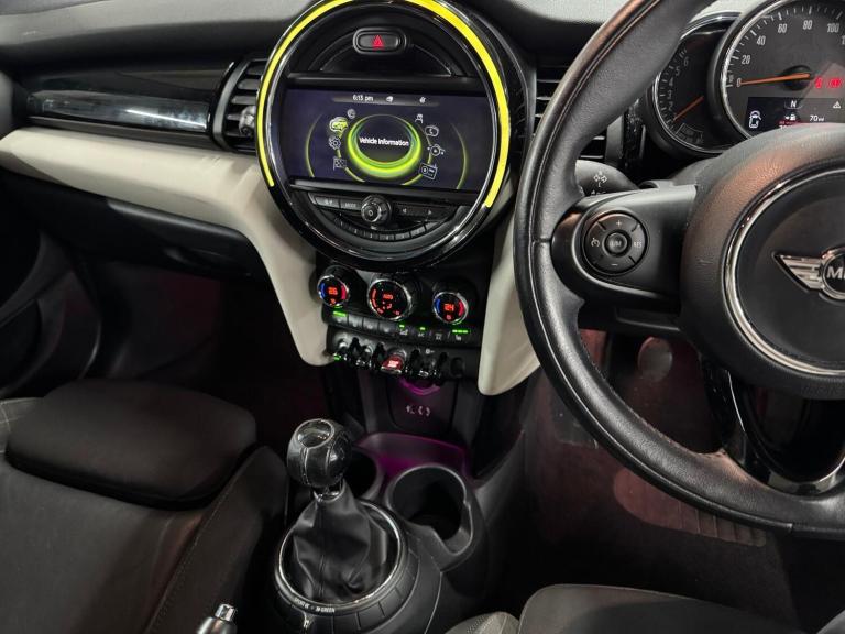 2015 MINI Hatch 1.5 Cooper 5dr HATCHBACK PETROL Manual