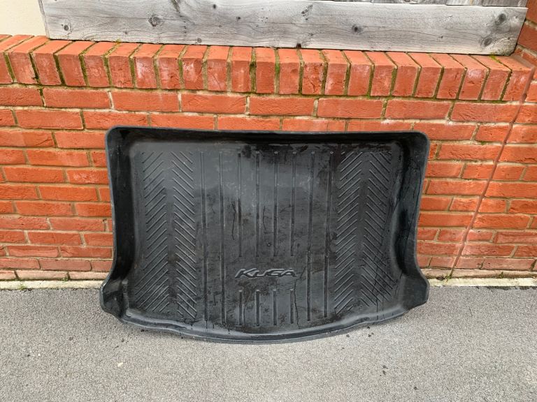 Ford Kuga boot protector