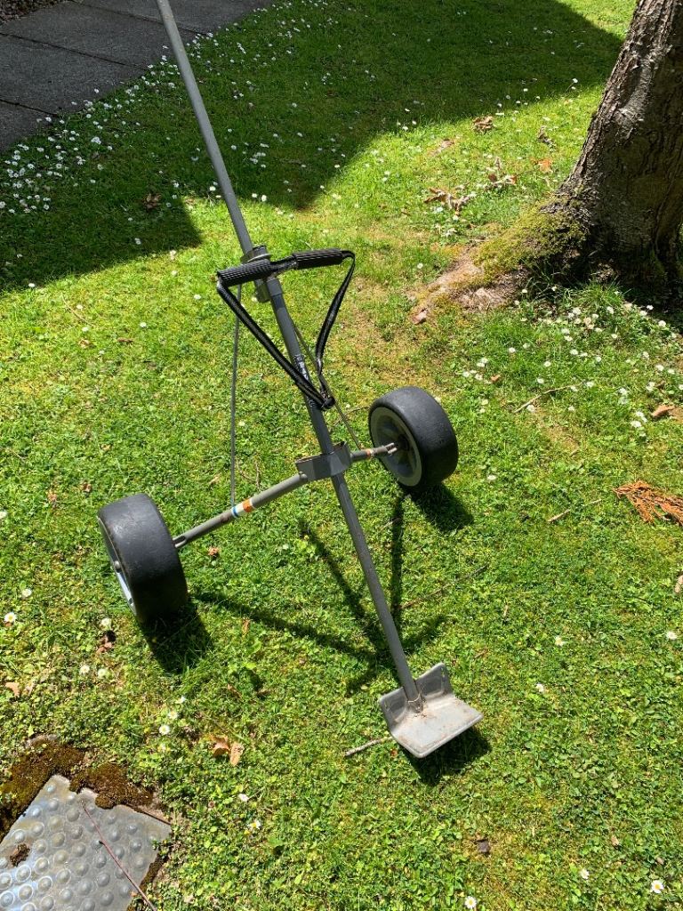Golf trolley 