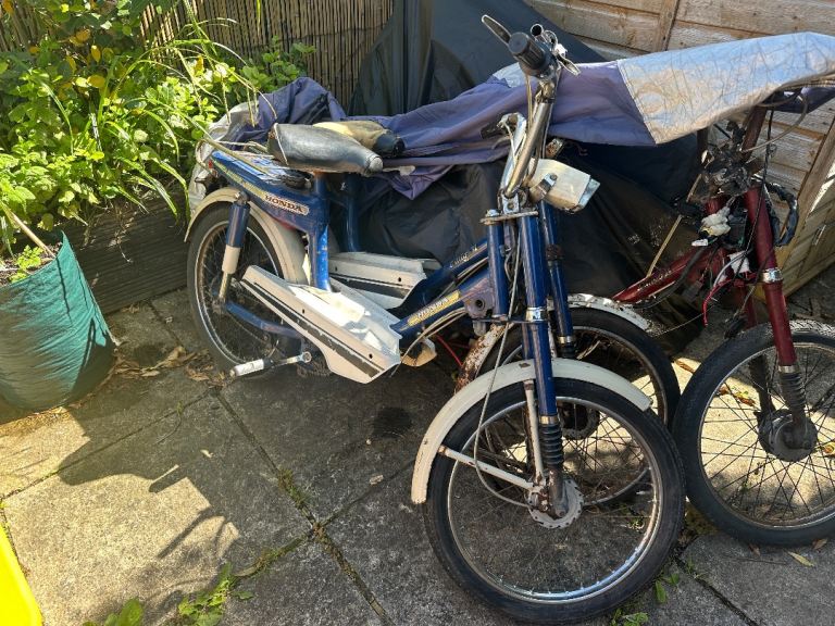 X2 blue honda amigo 