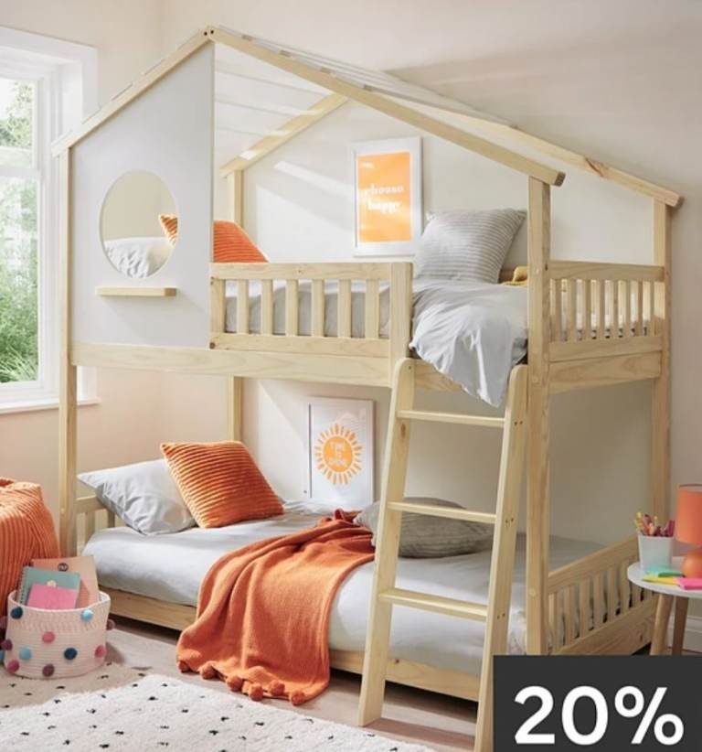 Treehouse bunk bed