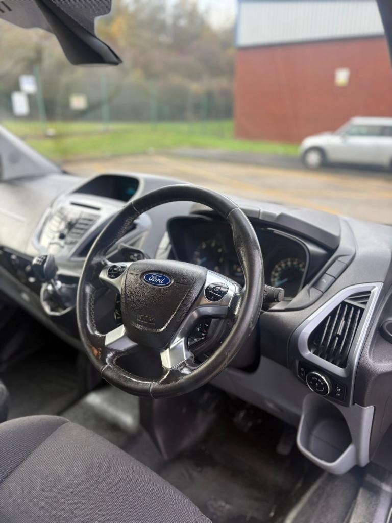 2016 Ford Transit Custom 2.2 TDCi 125ps Low Roof Limited Van PANEL VAN Diesel Manual