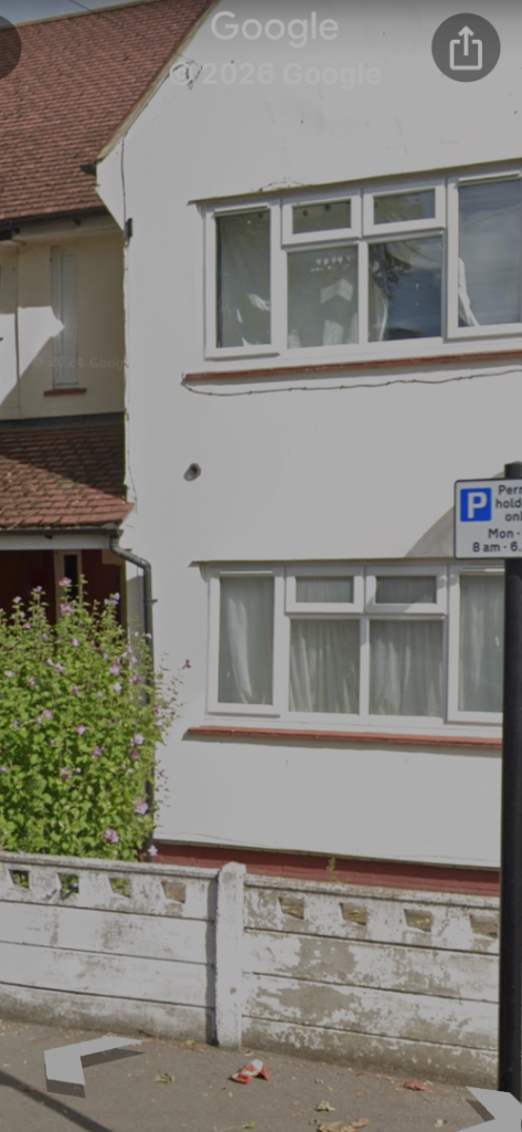 2 bedroom house Newham Eastham need  4 bedroom 