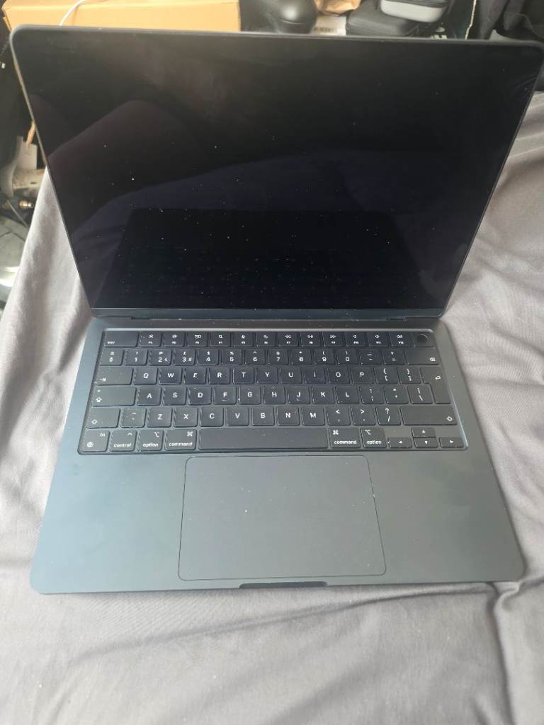 Mabook air 13 m3 16gb 512ssd pls read