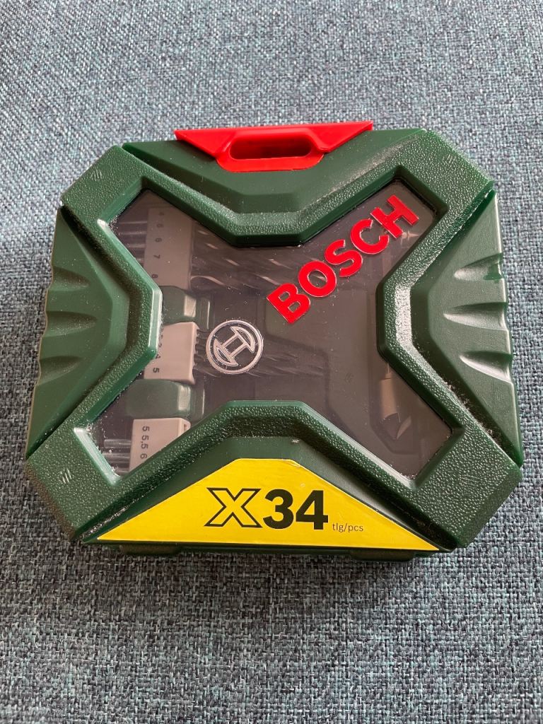 BOSCH Power Tool Kit