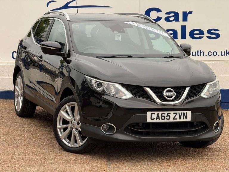 image for 2016 Nissan Qashqai 1.6 dCi Tekna SUV 5dr Diesel Manual 2WD Euro 6 (s/s) (130 ps