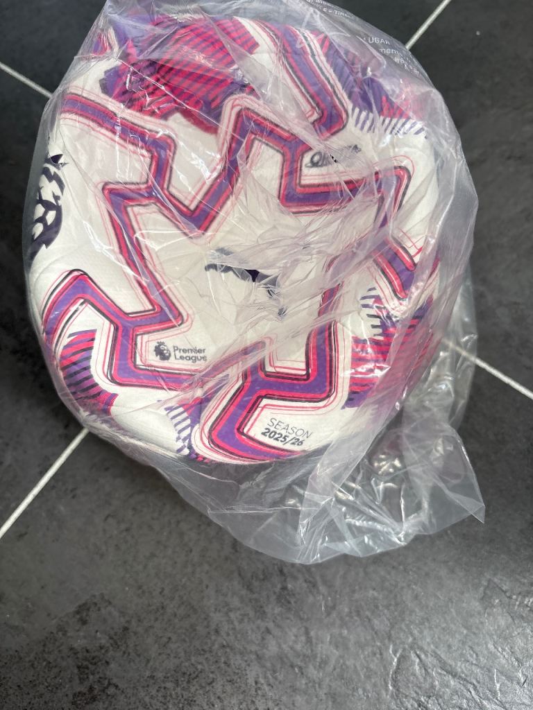 Official Premier League Ball 25/26