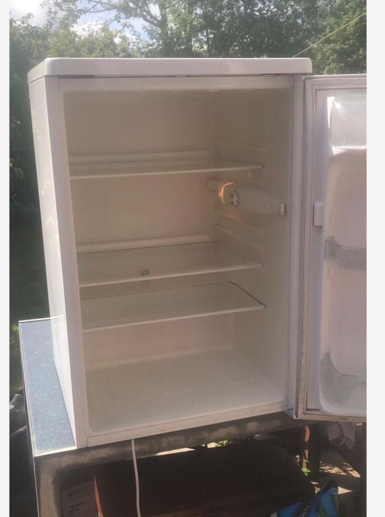 Under counter Fridge 