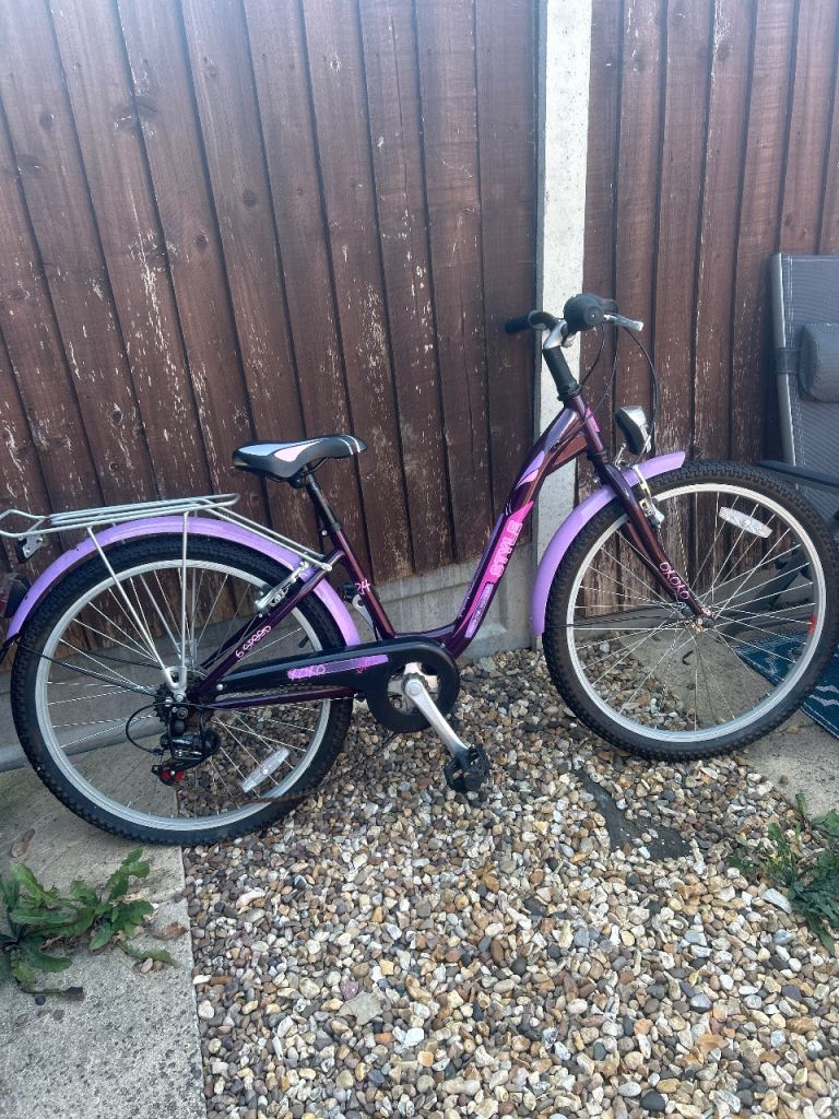 Girls/Ladies bike 
