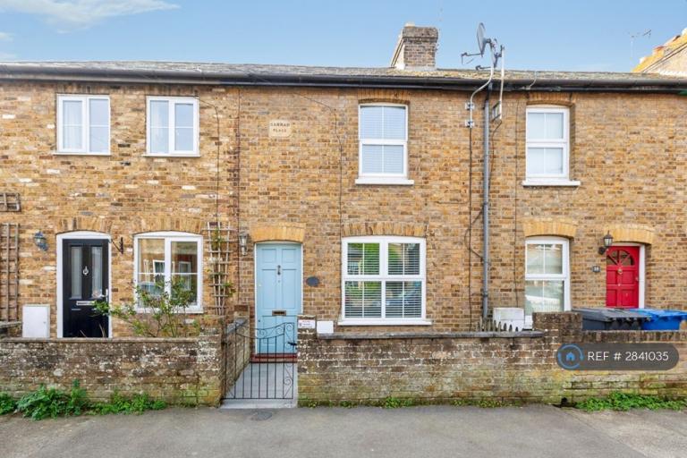 2 bedroom house in Alma Road, Windsor, SL4 (2 bed) (#2841035)