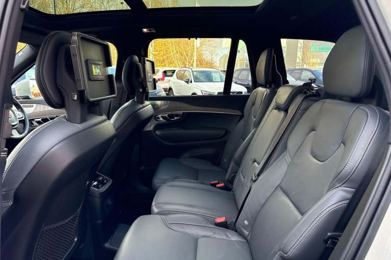 2022 Volvo XC90 2.0h T8 Recharge 18.8kWh Inscription Pro SUV 5dr Petrol Plug-in Hybrid Auto ESTAT...