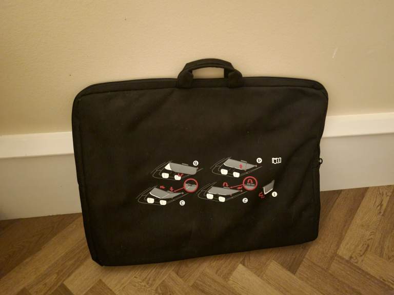 Audi A5 convertible wind deflector