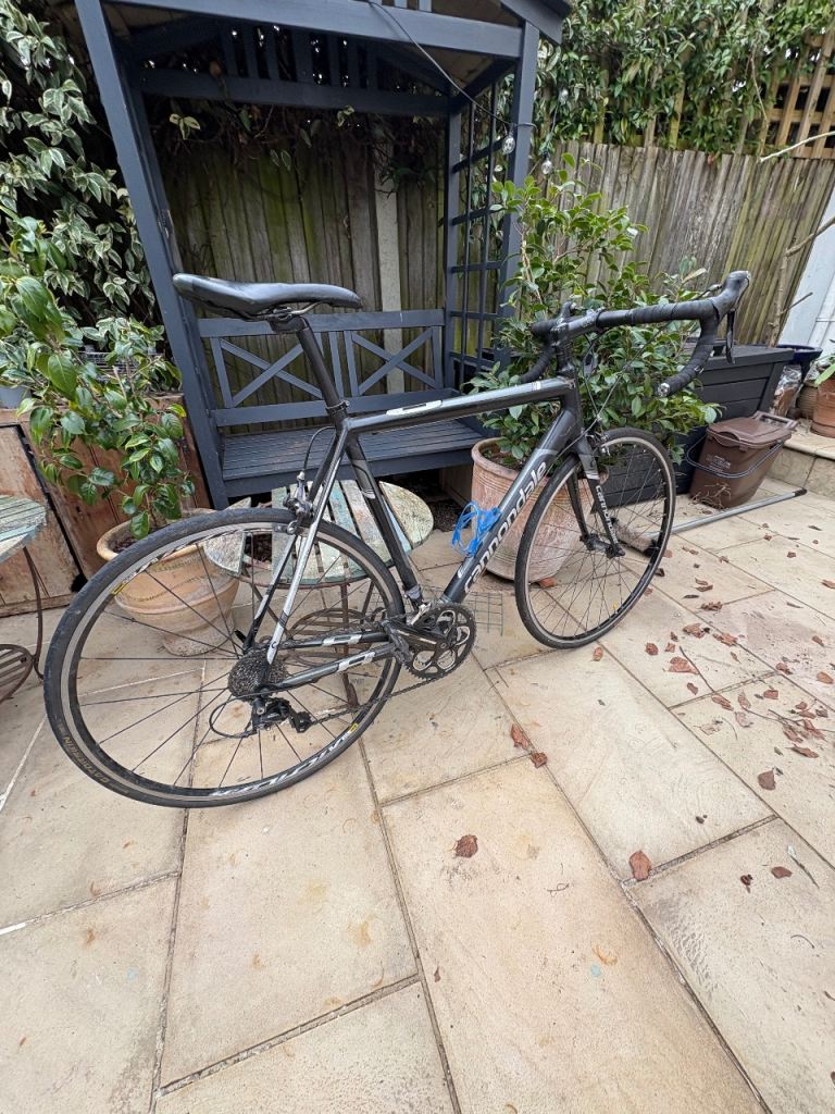 Cannondale Road Bike – Shimano Sora – Great Condition
