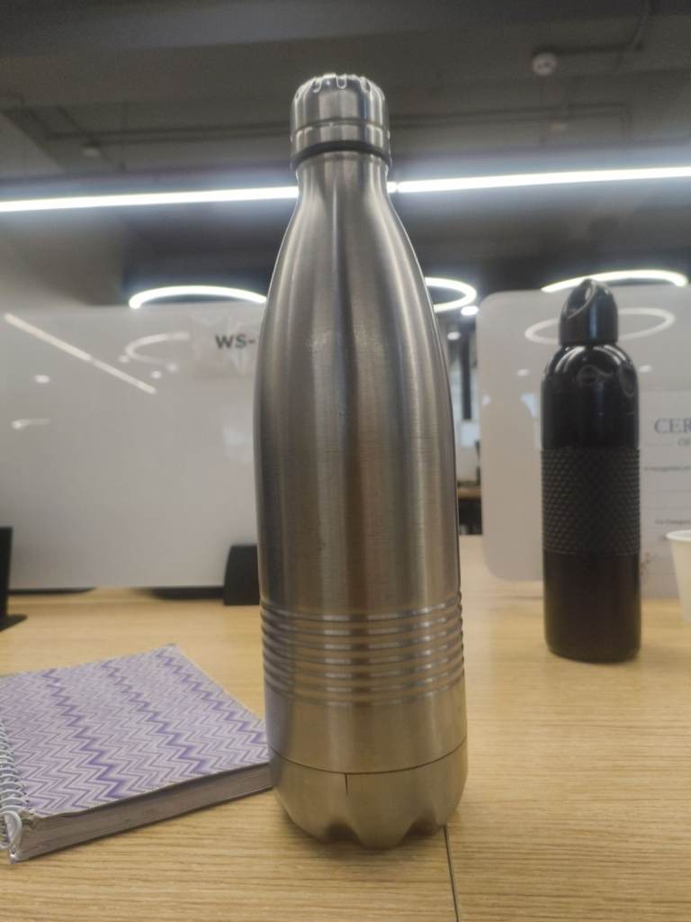 Stainless Steel Water Bottle – Good Condition