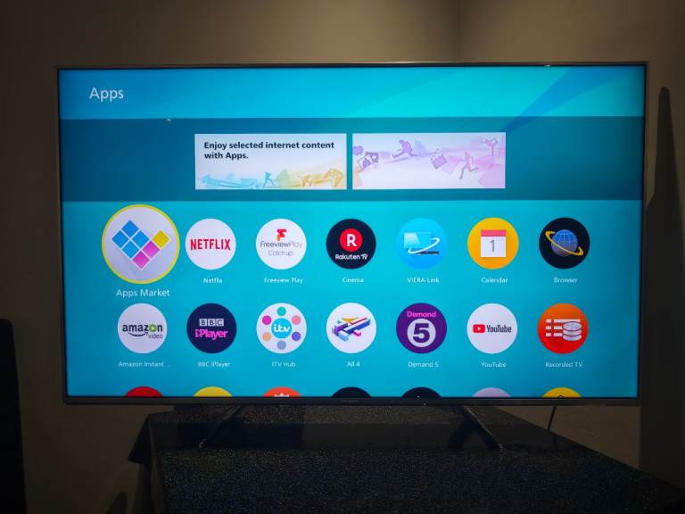 Panasonic 58 inch 4K UHD HDR smart TV 