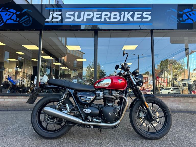 TRIUMPH SPEED TWIN 900 CHROME 2023 73 REG - ONLY 5039 MILES - VERY CLEAN EXAMPLE