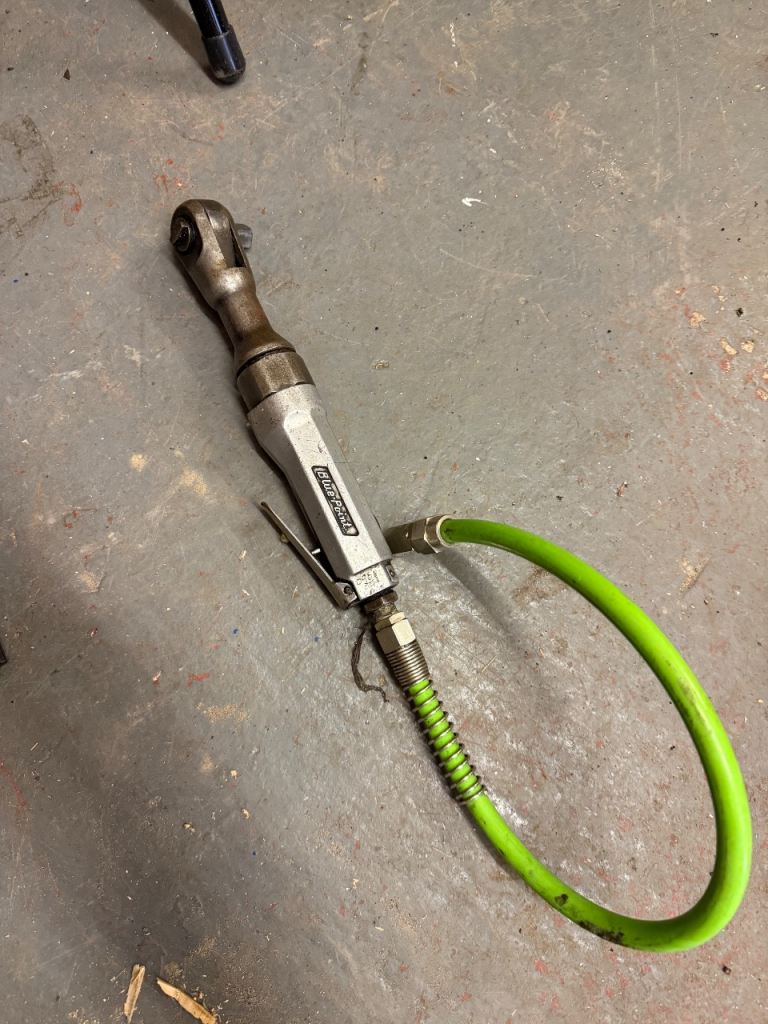 Blue-Point AT700 Pneumatic Air Ratchet – Good Condition