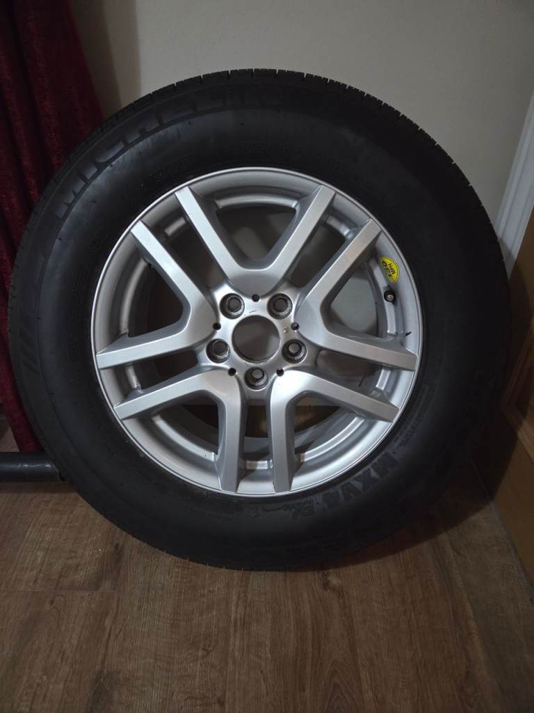 BmW X5 E53 michelin 17" wheel and tyre